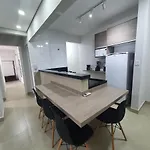 Lindo Apto Enseada Guaruja 2 Qtos 6 Pess 300 Mts Praia