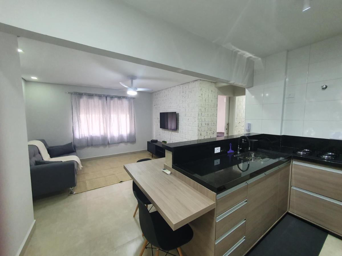 Lindo Apto Enseada 2 Qtos 6 Pess 300 Mts Praia Apartment Guaruja