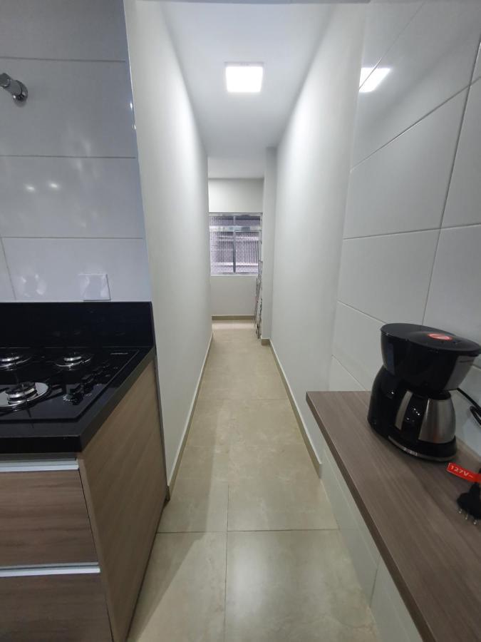 Lindo Apto Enseada 2 Qtos 6 Pess 300 Mts Praia Apartment